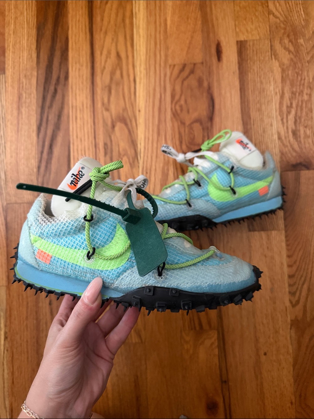 Off-White x Nike Sneakers